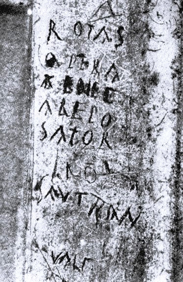 The inscription discovered in the great palestra of Pompeii in 1936.